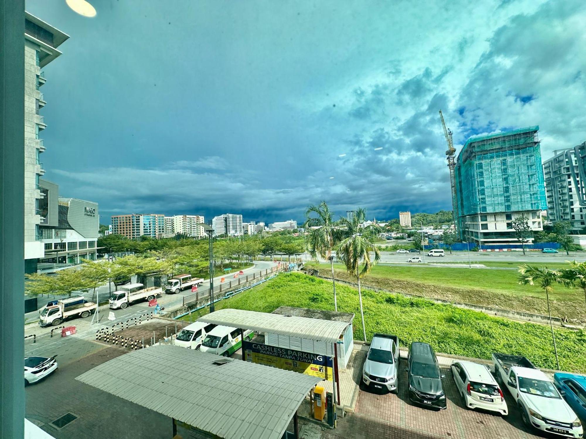 Mizu At Kk Times Square By R2 Homestay Kota Kinabalu