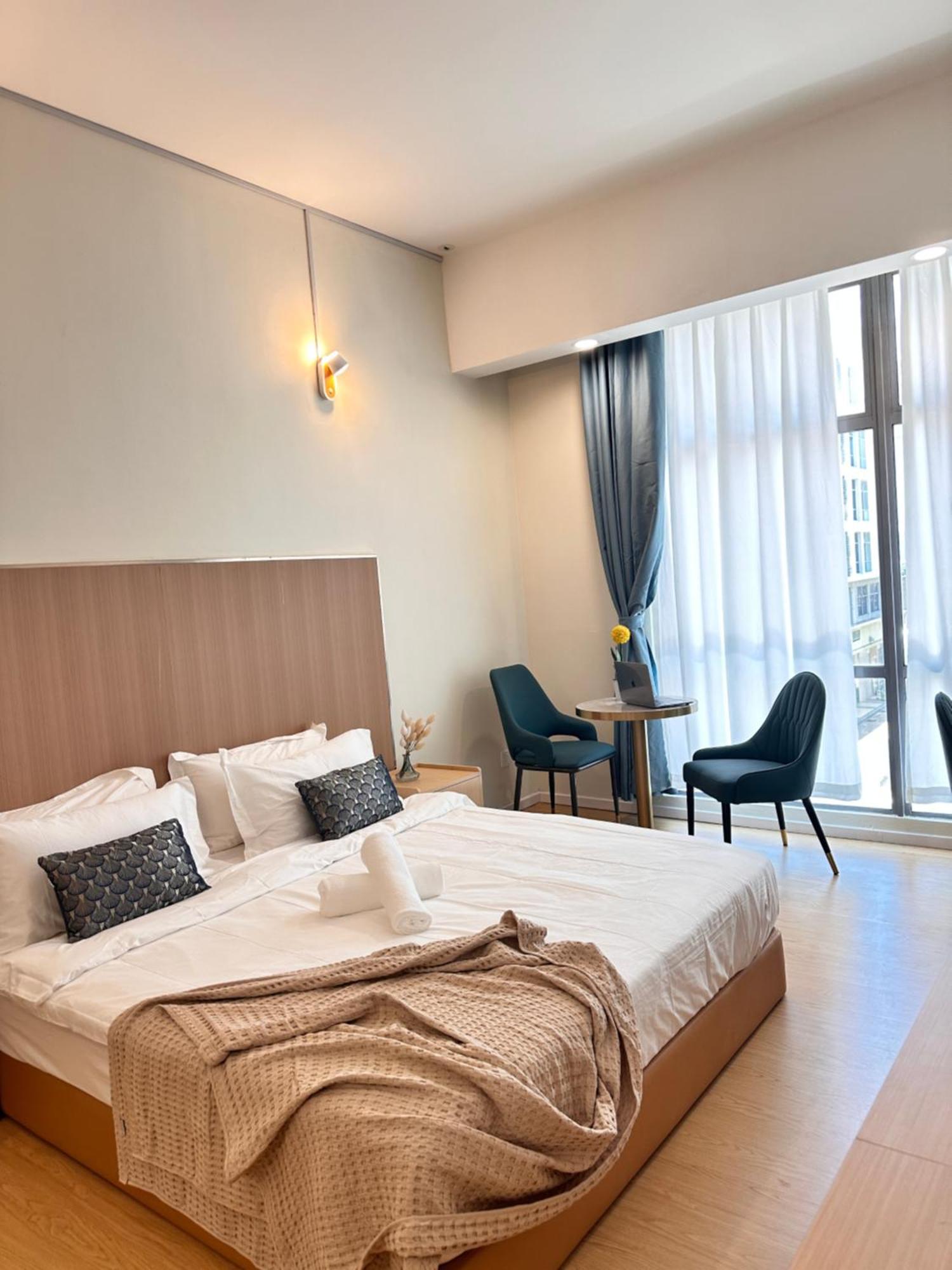 Mizu At Kk Times Square By R2 Homestay *